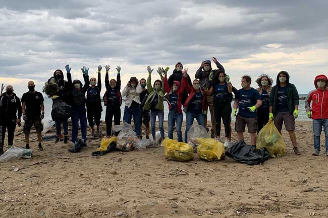 laSaponaria pravidelně čistí pláže od odpadků